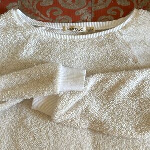 Liberty Love brand cozy lightweight “fuzzy” sweater/sweatshirt with ribbed cuffs
